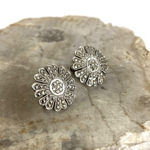 VTG Sterling Silver 925 Marcasite Floral Flower Screw Back Earrings - Picture 3 of 16